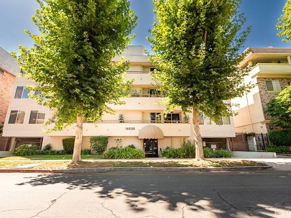 14530 Benefit Street 205, Sherman Oaks CA 91403