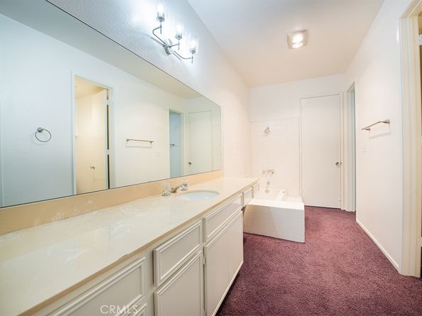 14530 Benefit Street 205, Sherman Oaks CA 91403