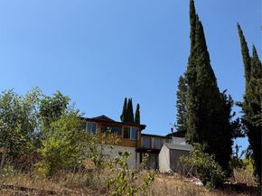 50 S campana flores Drive, West Covina CA 91791