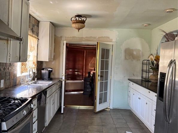 50 S campana flores Drive, West Covina CA 91791