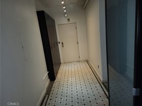 215 W 7th Street 411, Los Angeles CA 90014