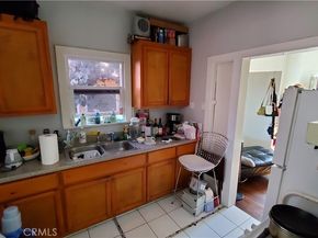 1713 S Berendo Street, Los Angeles CA 90006