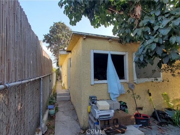 1713 S Berendo Street, Los Angeles CA 90006