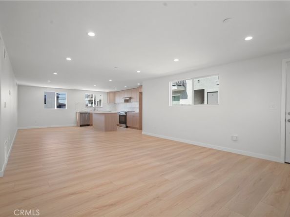 7726 Laurel Canyon Boulevard, North Hollywood CA 91605