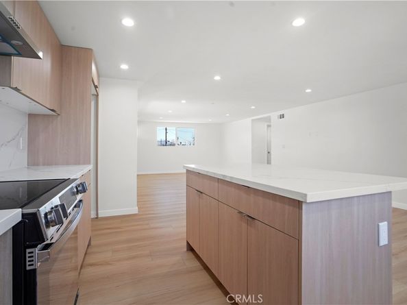7726 Laurel Canyon Boulevard, North Hollywood CA 91605
