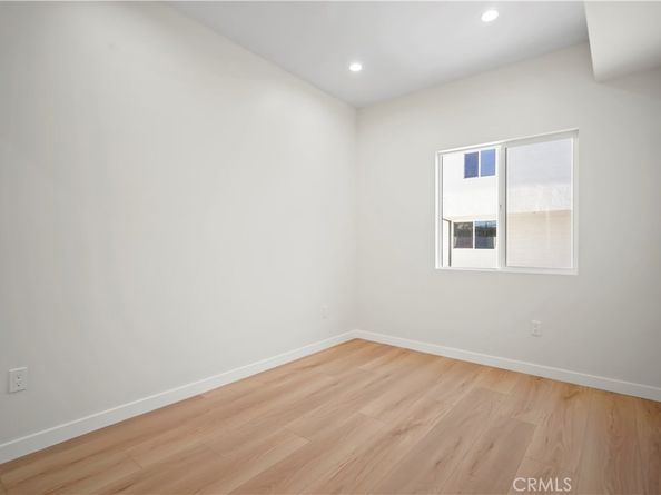 7726 Laurel Canyon Boulevard, North Hollywood CA 91605