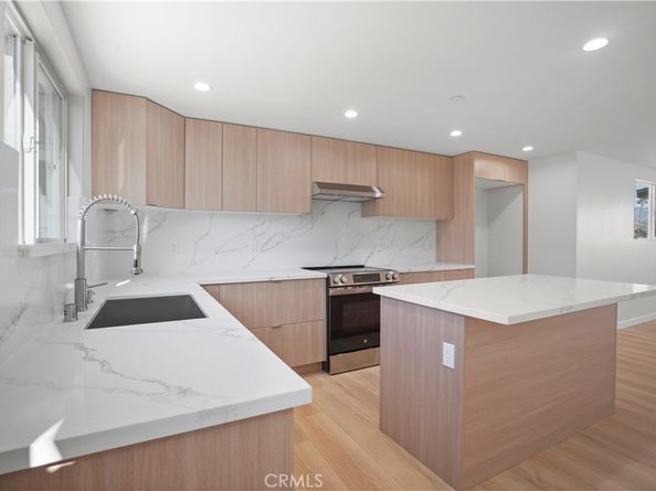 7726 Laurel Canyon Boulevard, North Hollywood CA 91605