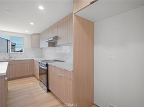 7726 Laurel Canyon Boulevard, North Hollywood CA 91605