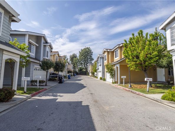 9155 Noble, North Hills CA 91343