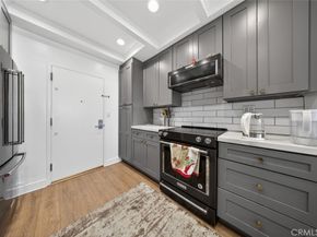 7250 Franklin Avenue 409, Los Angeles CA 90046