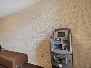 7250 Franklin Avenue 409, Los Angeles CA 90046