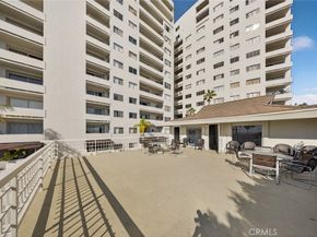 7250 Franklin Avenue 409, Los Angeles CA 90046