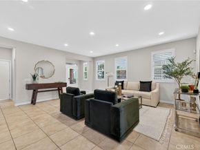 20800 Campania, Porter Ranch CA 91326