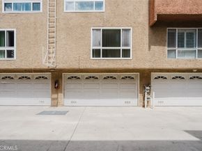 7319 Hazeltine Avenue 4, Van Nuys CA 91405
