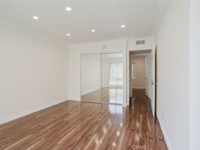 7319 Hazeltine Avenue 4, Van Nuys CA 91405