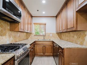 7319 Hazeltine Avenue 4, Van Nuys CA 91405
