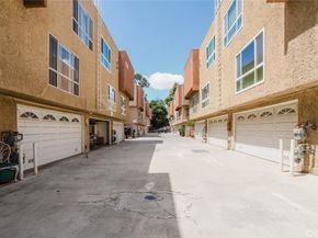 7319 Hazeltine Avenue 4, Van Nuys CA 91405
