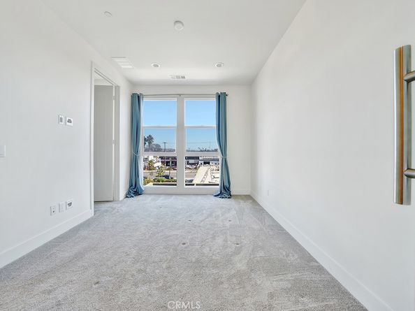 1658 Topanga, Costa Mesa CA 92627