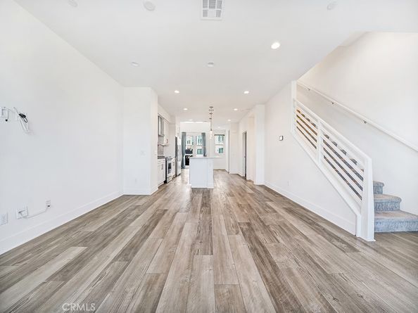 1658 Topanga, Costa Mesa CA 92627