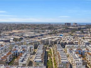 1658 Topanga, Costa Mesa CA 92627