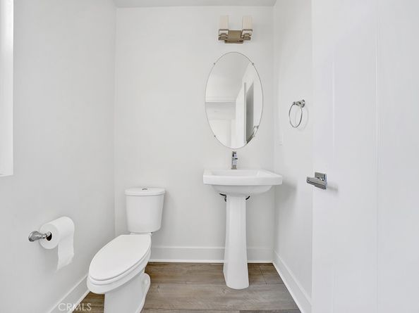 1658 Topanga, Costa Mesa CA 92627