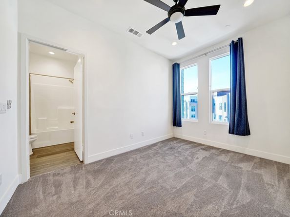 1658 Topanga, Costa Mesa CA 92627