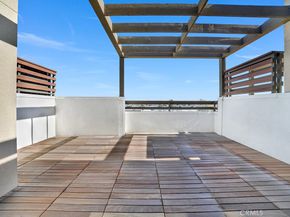 1658 Topanga, Costa Mesa CA 92627