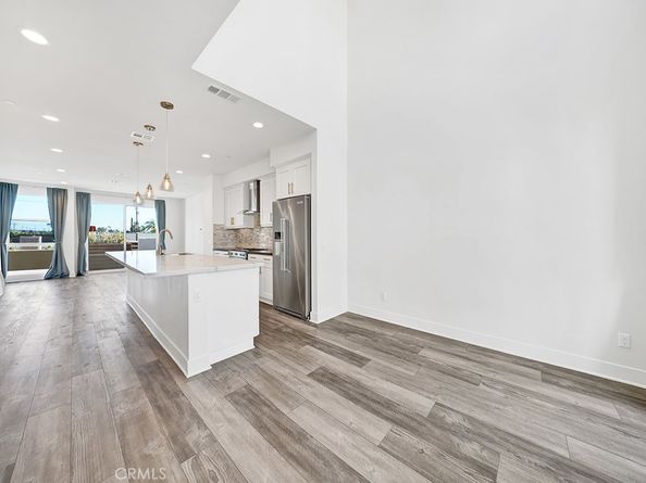 1658 Topanga, Costa Mesa CA 92627