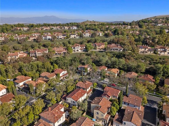 10 Bower Tree, Irvine CA 92603