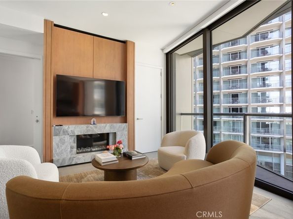 211 W Elm Court 3C, Los Angeles CA 90067