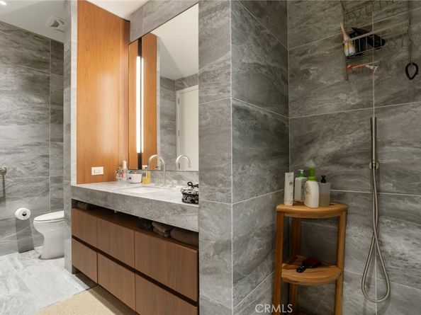 211 W Elm Court 3C, Los Angeles CA 90067