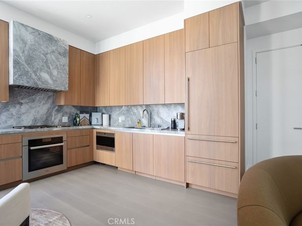 211 W Elm Court 3C, Los Angeles CA 90067