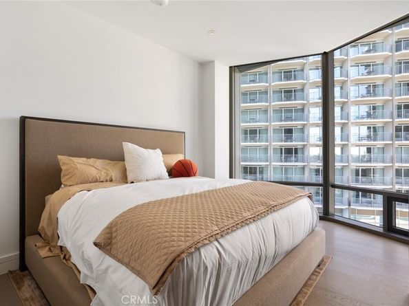 211 W Elm Court 3C, Los Angeles CA 90067
