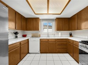 570 W 14th 4, San Pedro CA 90731