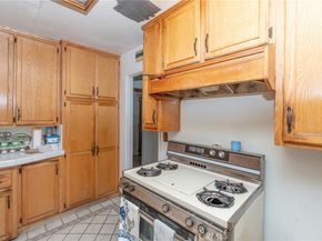 702 Beckville, Duarte CA 91010