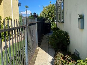 2115 W 102nd, Los Angeles CA 90047