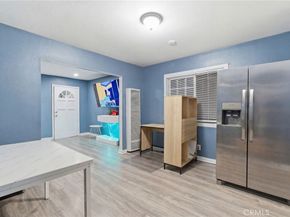 907 E 109th Place, Los Angeles CA 90059