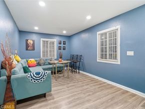 907 E 109th Place, Los Angeles CA 90059