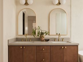 6652 Hough Street, Los Angeles CA 90042