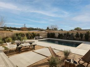 6652 Hough Street, Los Angeles CA 90042