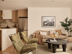 6652 Hough Street, Los Angeles CA 90042