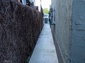 219 Redondo Avenue, Long Beach CA 90803