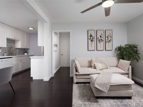 1000 W MacArthur Boulevard 11, Santa Ana CA 92707
