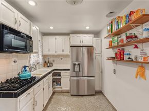 1123 Electric Avenue, Gardena CA 90248