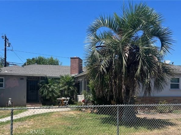 2202 N Bristol, Santa Ana CA 92706