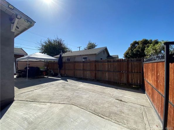 1018 W 67th, Los Angeles CA 90044