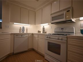 3603 Ladrillo Aisle, Irvine CA 92606