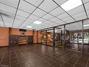 5001 E Atherton 204, Long Beach CA 90815