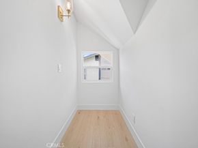 1676 W 24th, Los Angeles CA 90007