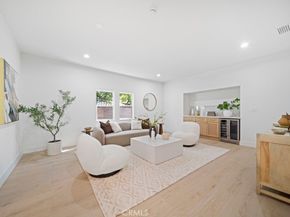 1676 W 24th, Los Angeles CA 90007